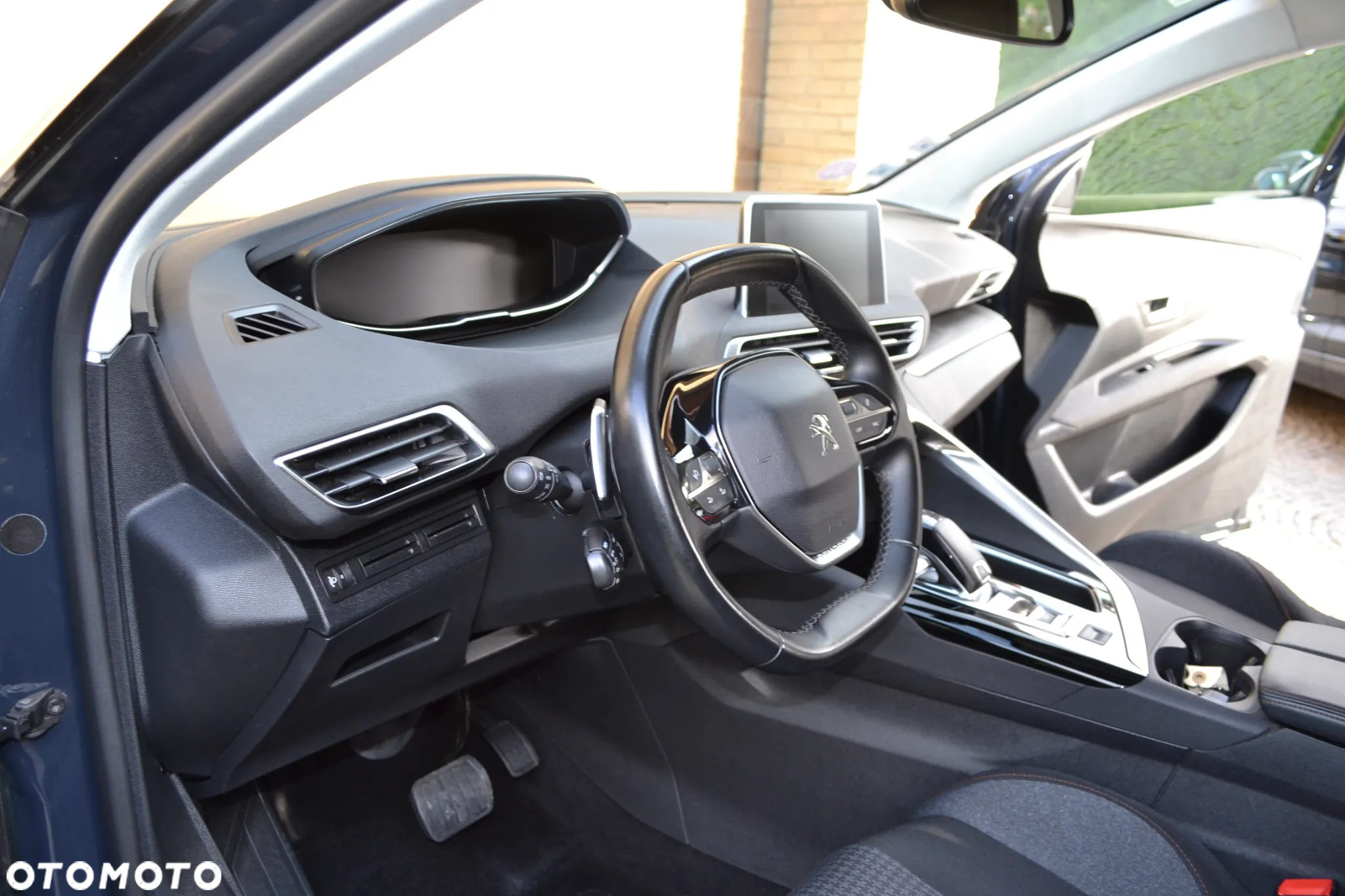 Peugeot 3008 1.2 PureTech GPF Active S&S EAT8 - 7
