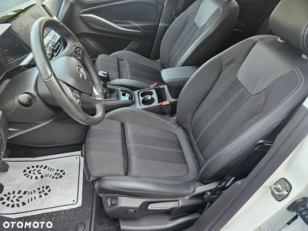 Opel Grandland 1.2 DI Business Elegance - 15