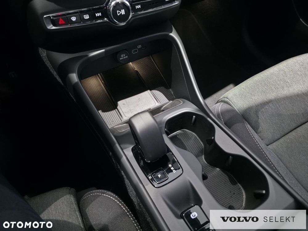 Volvo XC 40 - 19