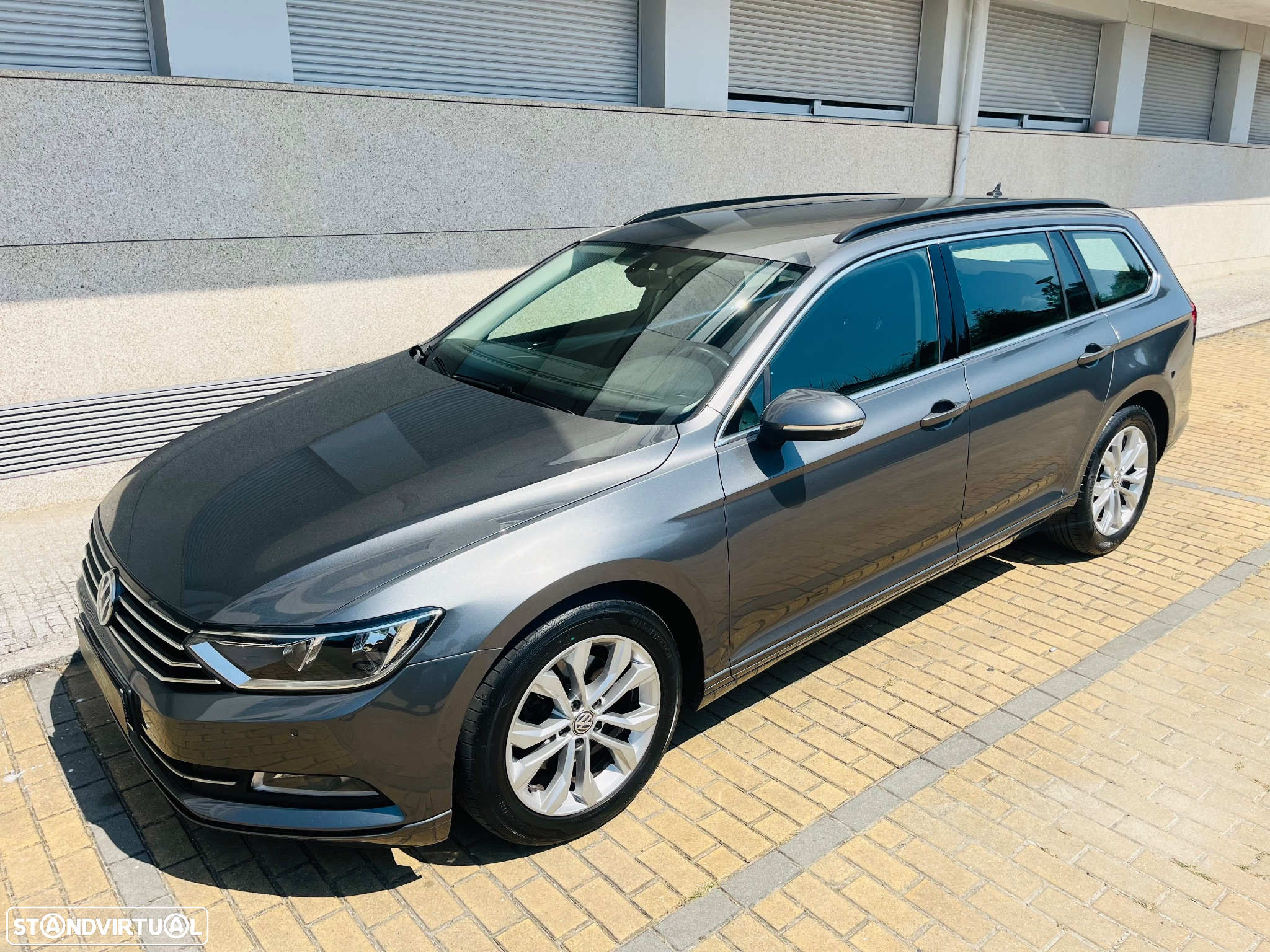 VW Passat Variant 2.0 TDi Confortline - 10