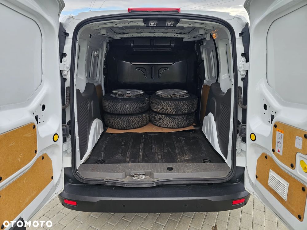 Ford Transit Connect - 8