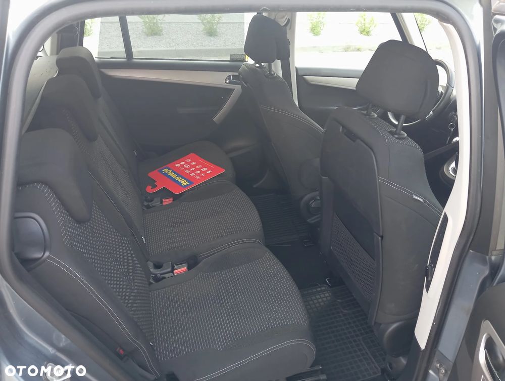 Citroën C4 Grand Picasso - 12