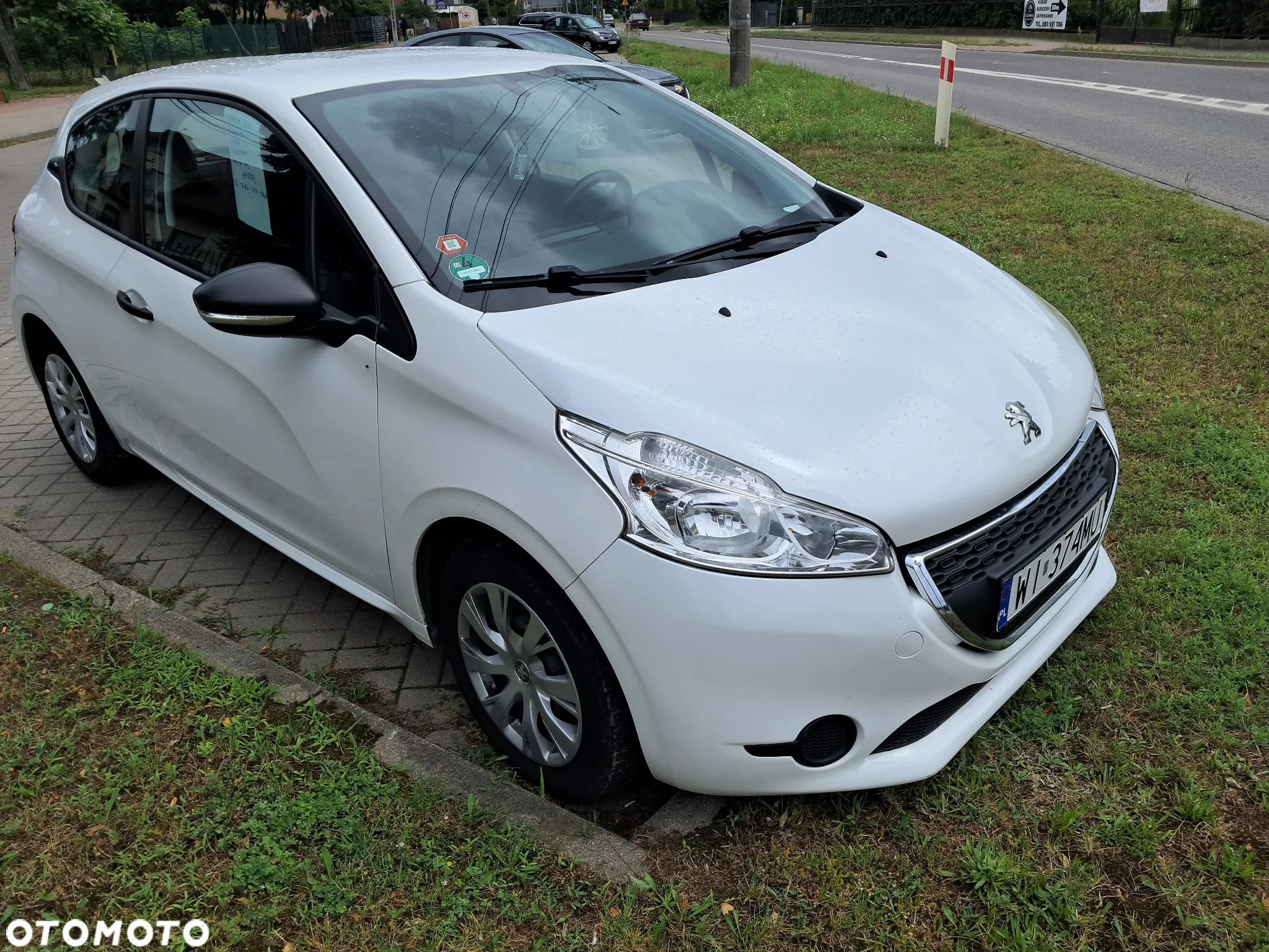 Peugeot 208 - 2