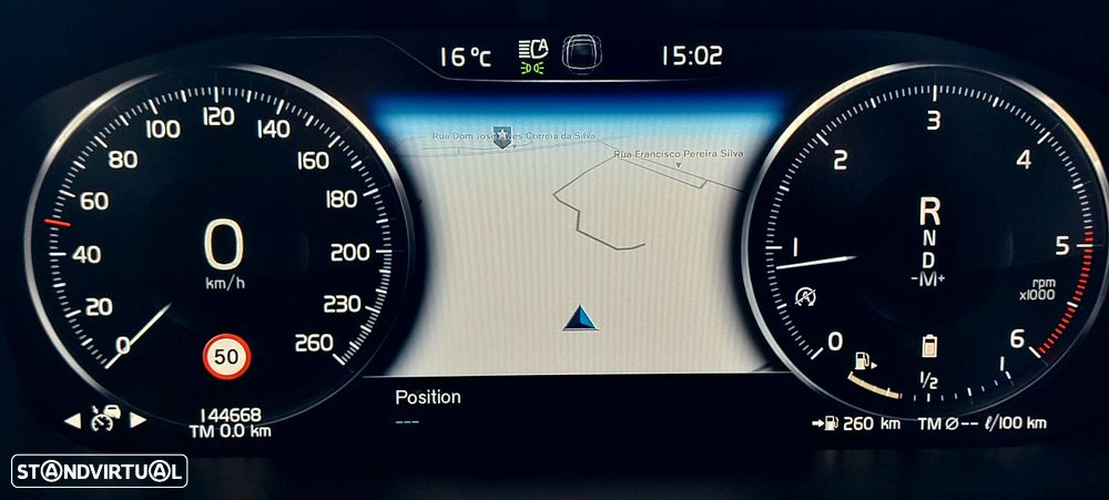 Volvo XC 60 2.0 B5 R-Design AWD - 31