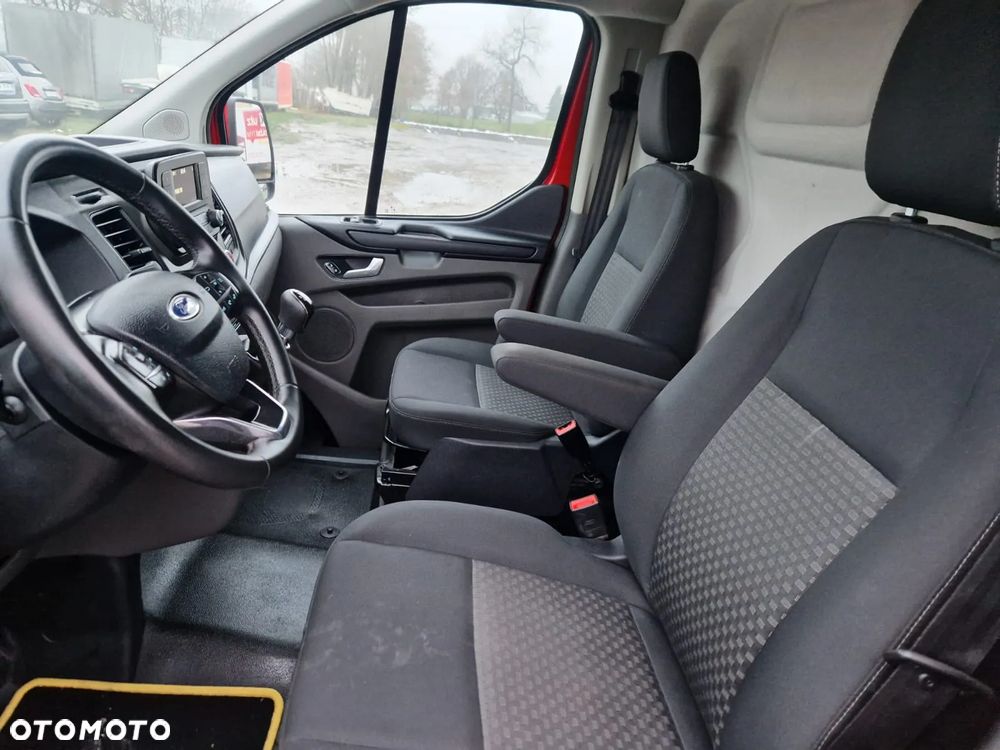 Ford Transit Custom - 16