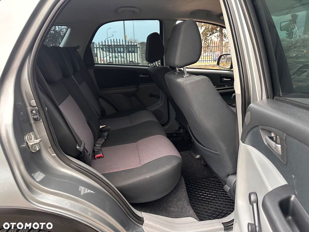 Suzuki SX4 - 6