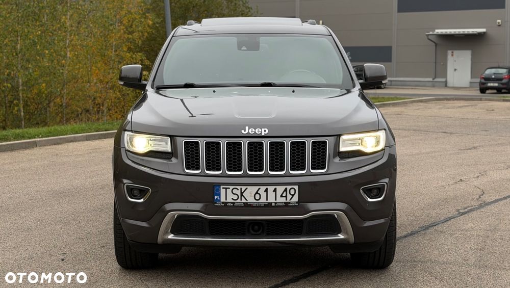 Jeep Grand Cherokee - 19