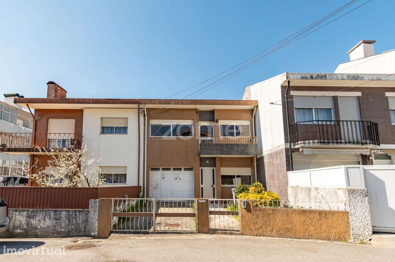 Moradia T4 - Valadares - Vila Nova de Gaia - Grande imagem: 2/54