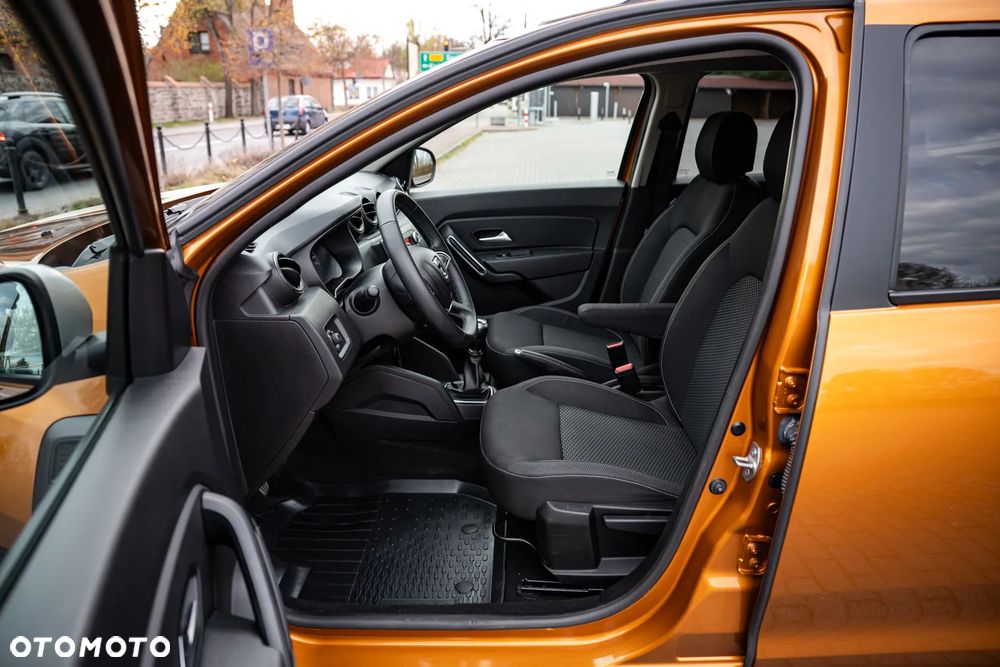 Dacia Duster 1.6 SCe Comfort - 13