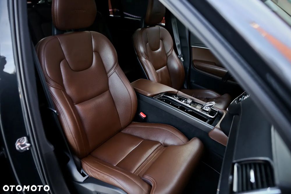 Volvo XC 90 B5 D AWD Inscription 7os - 25