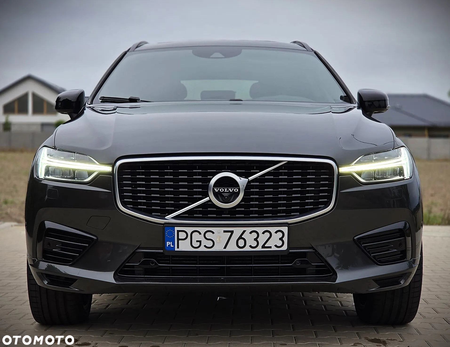 Volvo XC 60 T8 Twin Engine AWD Geartronic RDesign - 3