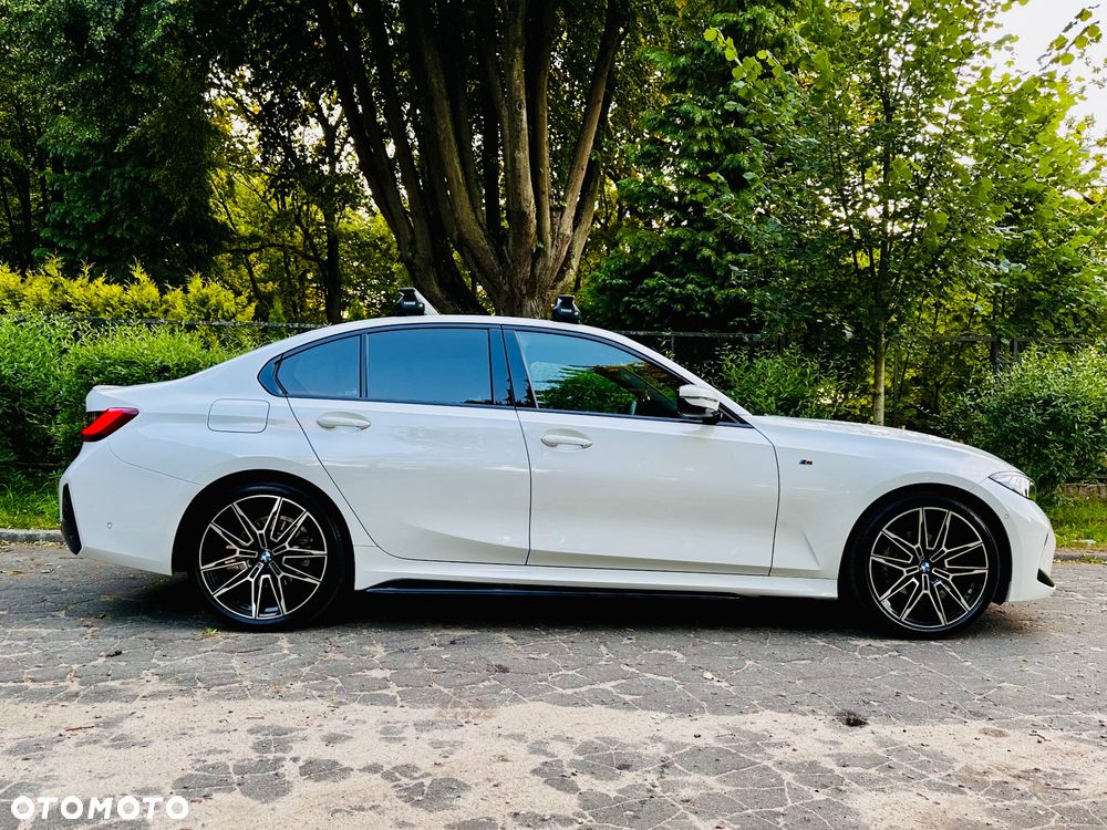 BMW Seria 3 318i M Sport - 4