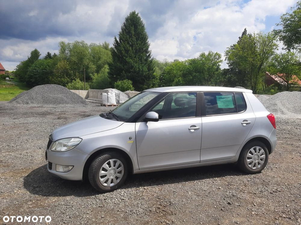 Skoda Fabia 1.2 HTP Ambiente - 12