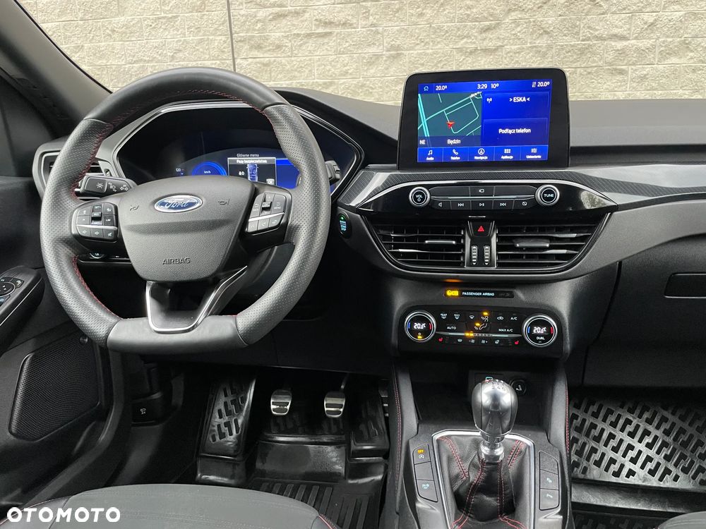 Ford Kuga 2.0 EcoBlue Hybrid ST-LINE - 14