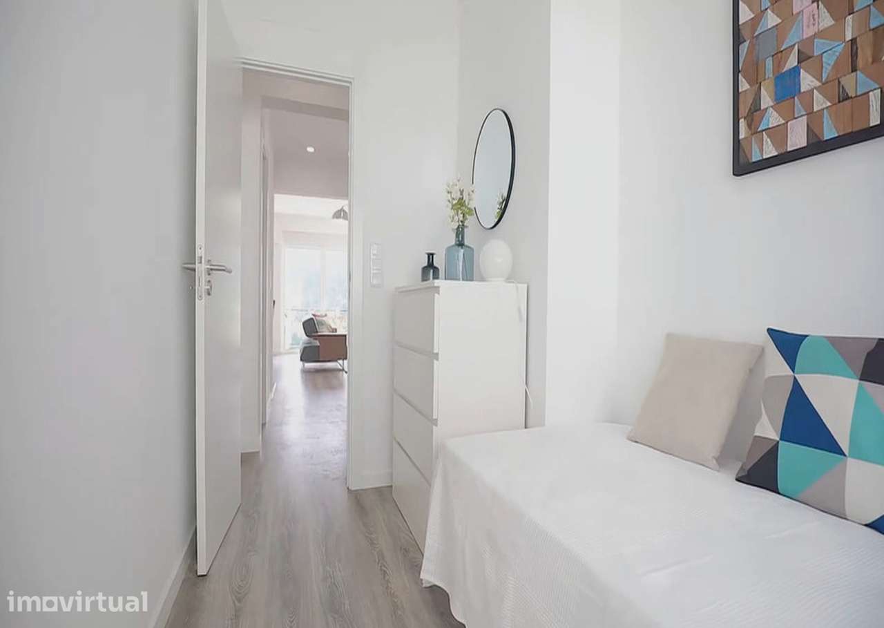 Apartamento T3 com varanda e garagem em Lisboa - Grande imagem: 4/29