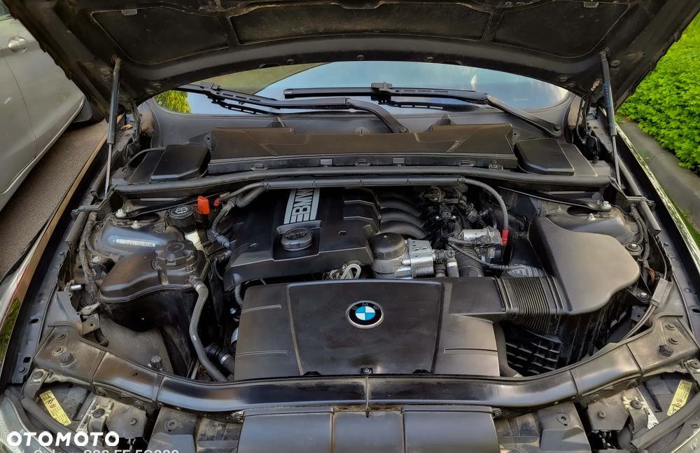 BMW Seria 3 318i Edition Lifestyle - 12