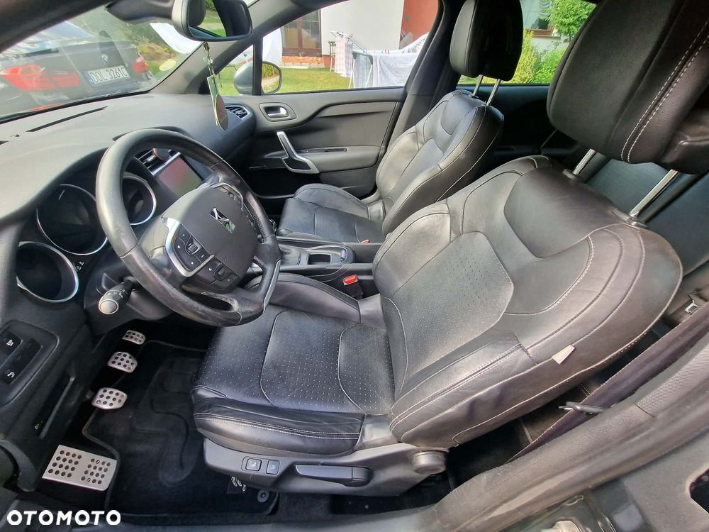 Citroën DS4 HDi 165 SportChic - 11
