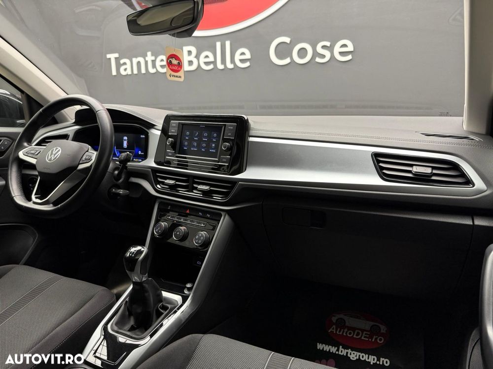 Volkswagen T-Roc - 7