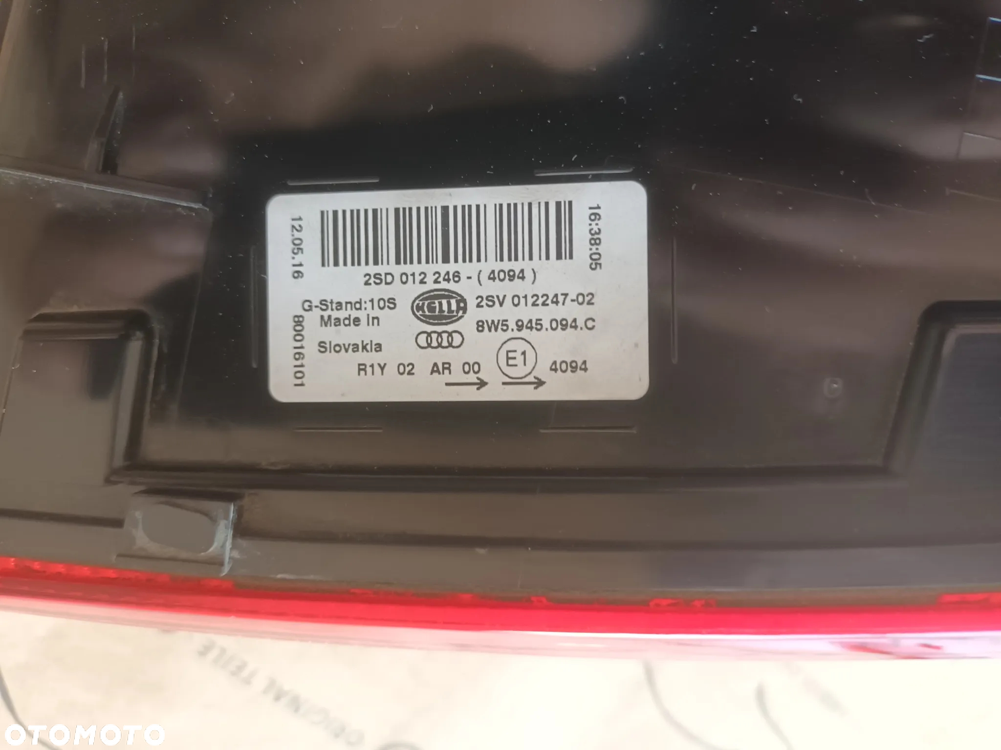 Audi sedan A4 B9 8W kompletny tył klapa lampy zderzak kolor LX5Q 2016 72km drzwi - 29