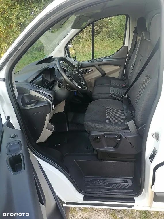 Ford Transit Custom 310 L2H1 Limited - 10