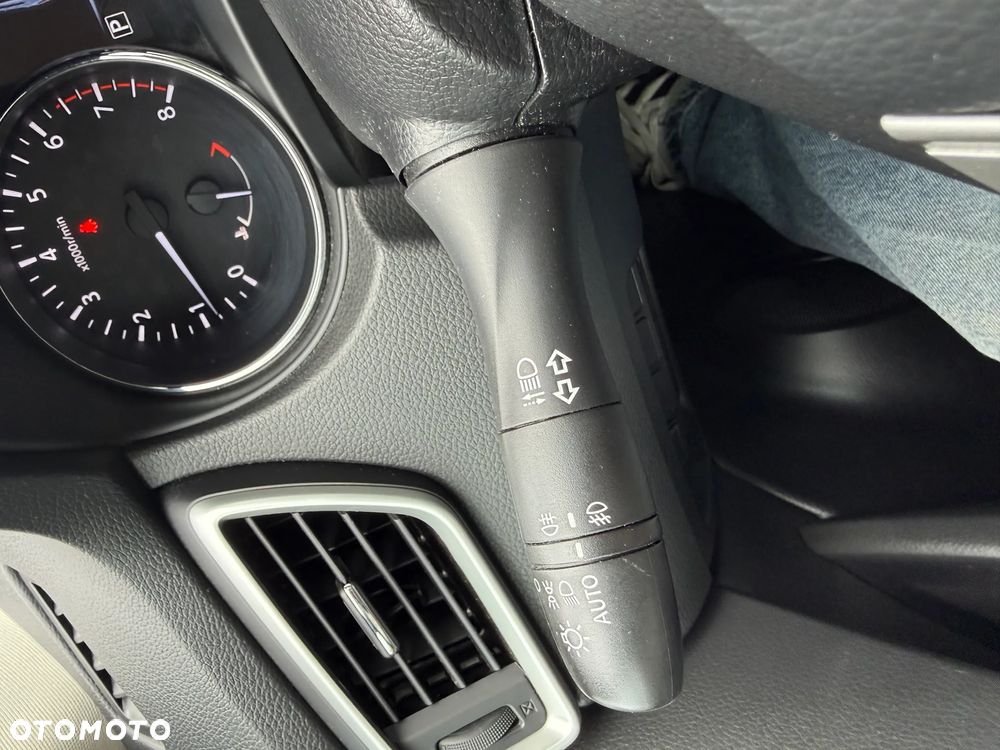 Nissan Qashqai 1.2 DIG-T Tekna Xtronic - 27