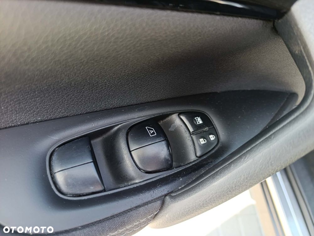Nissan Qashqai 1.2 DIG-T N-Connecta - 9