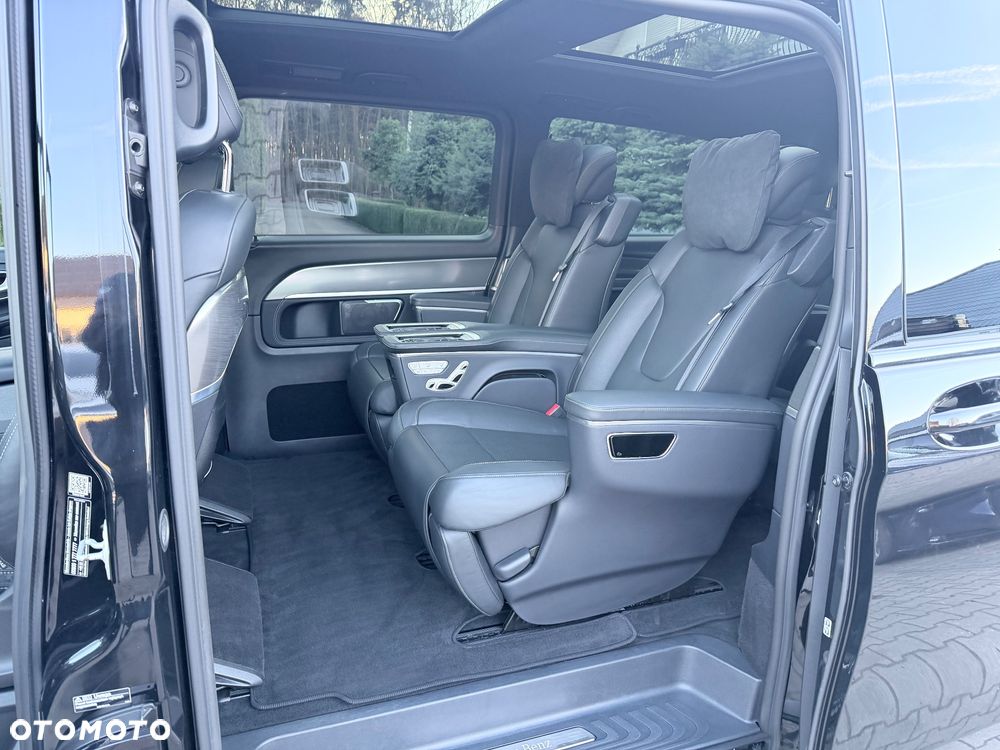 Mercedes-Benz Klasa V 300 d 4-Matic Exclusive 9G-Tronic (d³ugi) - 7