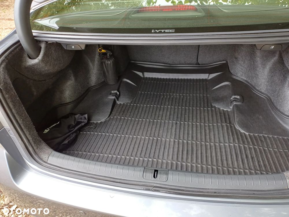 Honda Accord 2.0 Lifestyle - 7