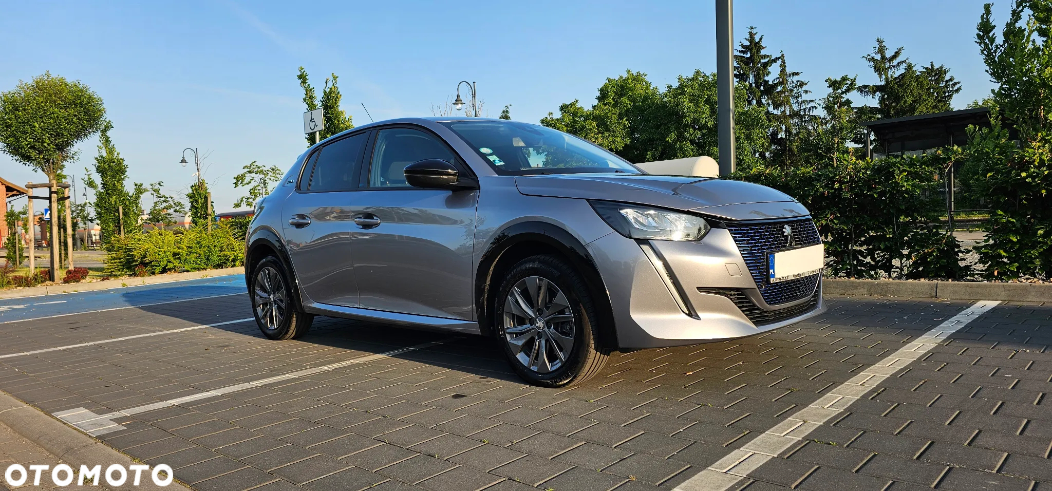 Peugeot 208 Elektromotor 136 E-Style - 39