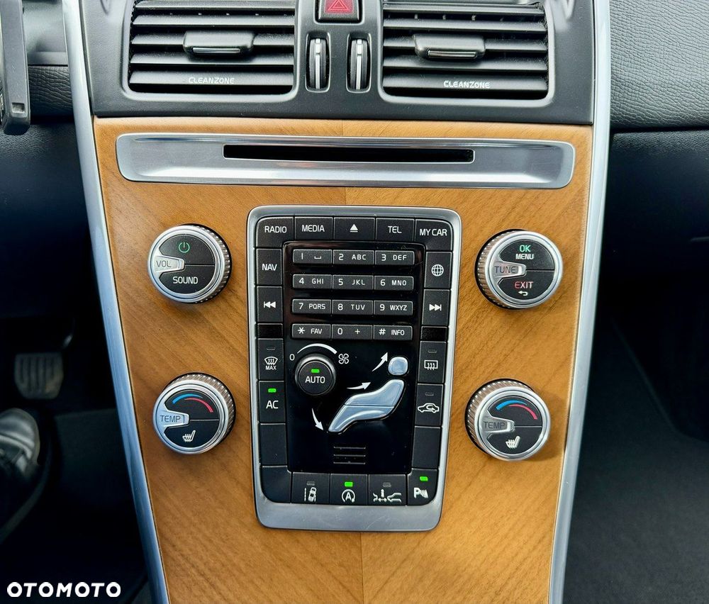 Volvo XC 60 D4 Summum - 23