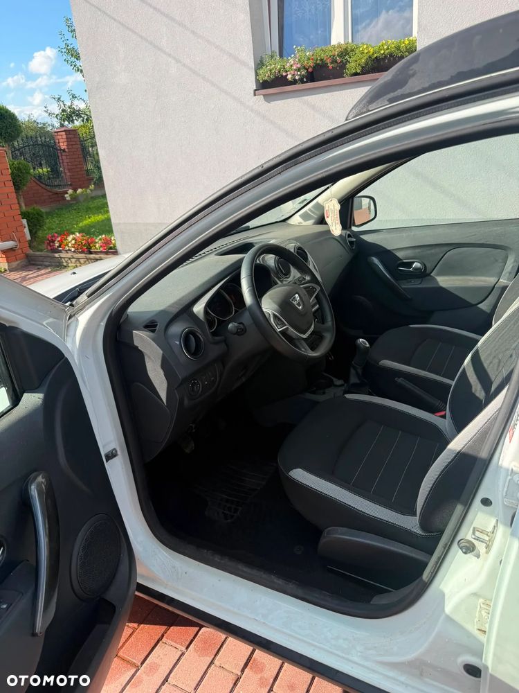 Dacia Sandero 0.9 TCe SL Celebration - 7