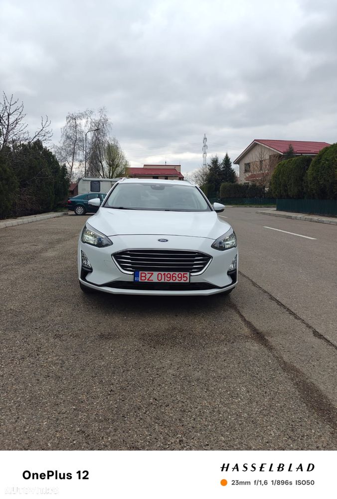 Ford Focus 1.0 EcoBoost Start-Stopp-System Aut. ACTIVE - 7
