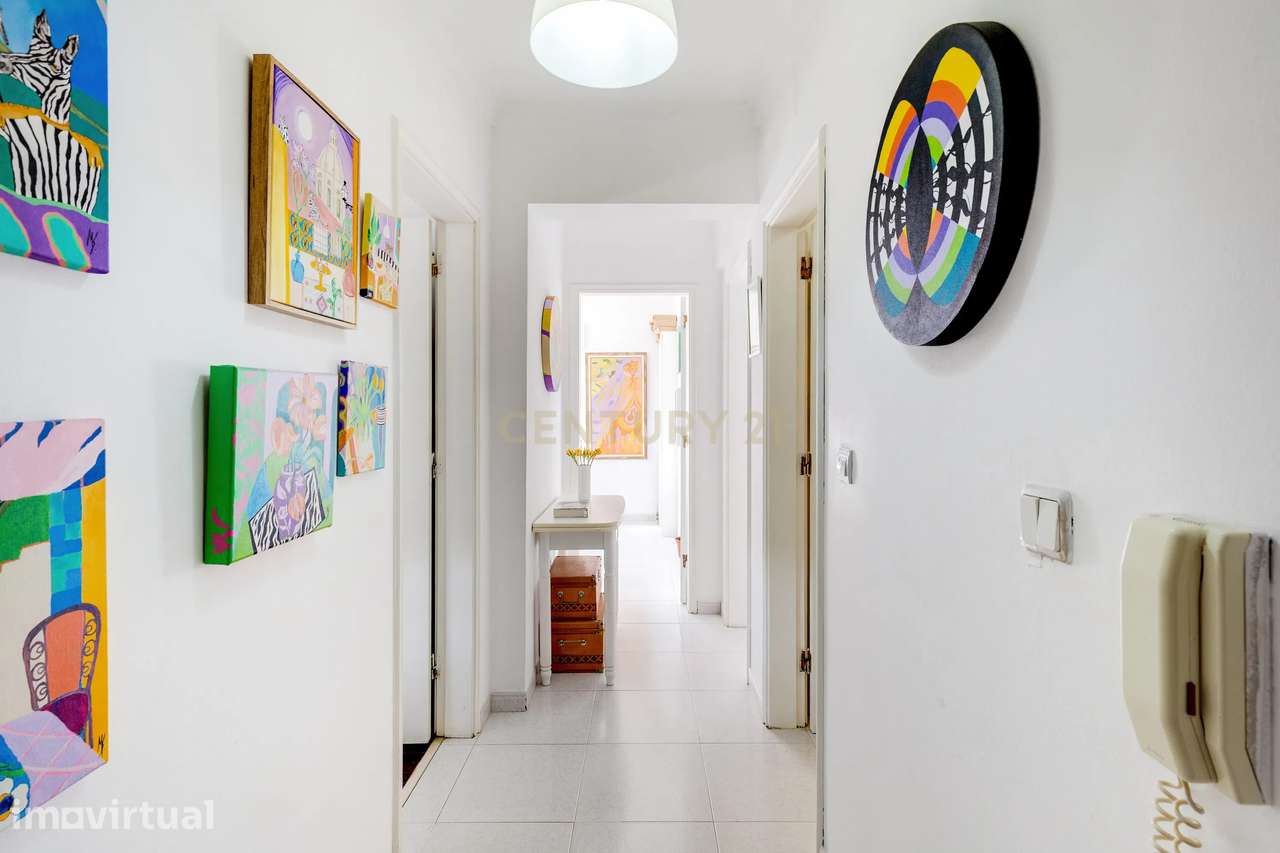 Apartamento T1 em Corroios, Seixal | Praticidade para o dia a dia e pr - Grande imagem: 3/21