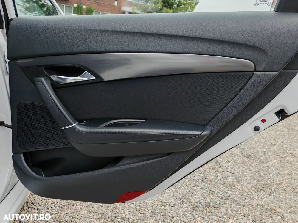 Hyundai i40 Kombi 1.7 CRDi DCT Style - 31