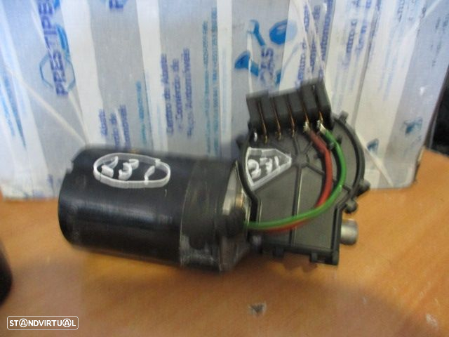 Motor Limpa Vidros Frente 0390241170 VOLVO V40 2002 1.9D 115CV 5P CINZA FRENTE  BOSCH VOLVO V40 1999 1.9 DI 95CV 4P AZUL FRENTE BOSCH - 5
