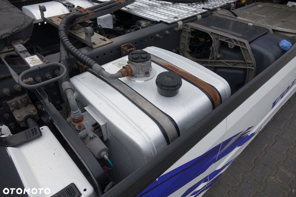 Volvo FH 500 GLOBETROTTER / ADR / STANDARD / AUTOMAT / EURO 6 / HYDRAULIKA / KLIMATYZACJA POSTOJOWA / LODÓWKA - 15