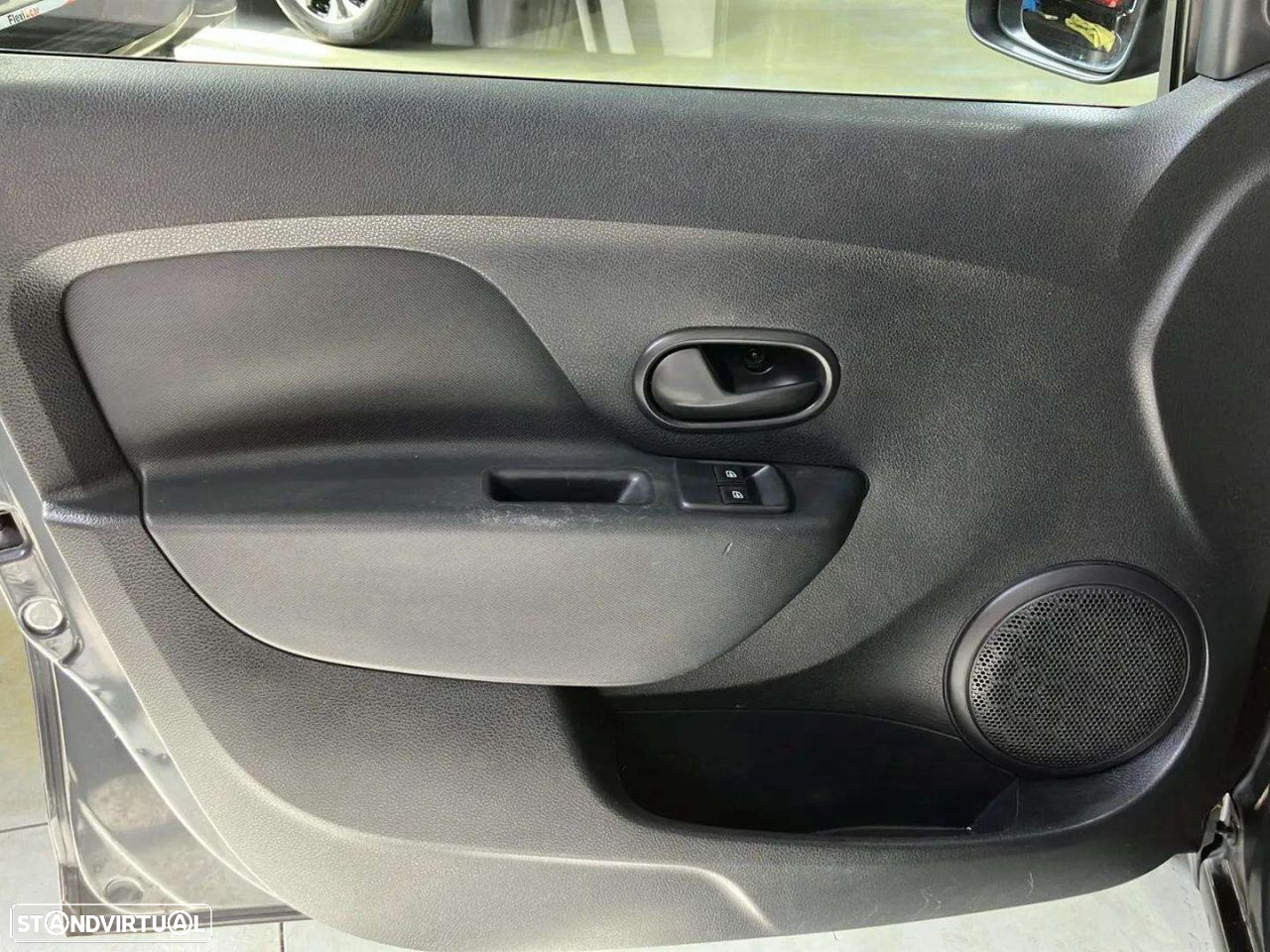 Dacia Sandero - 18