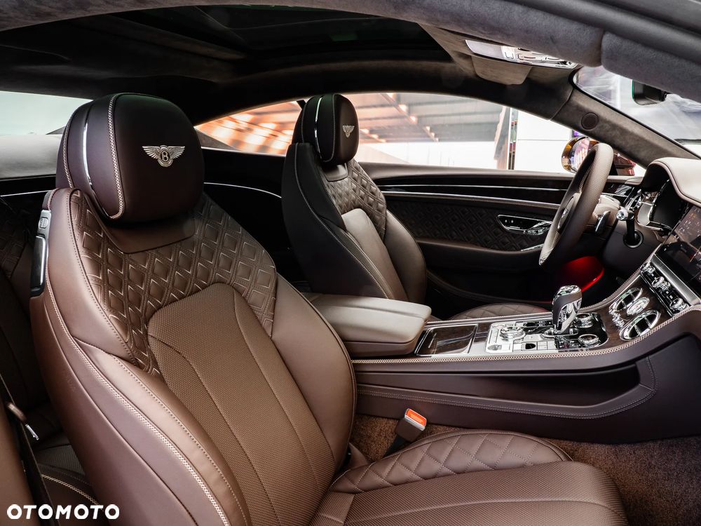 Bentley Continental GT - 10