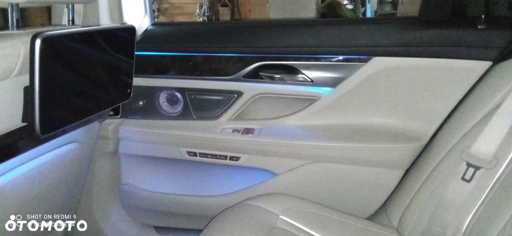 BMW Seria 7 750Li xDrive Edition Exclusive - 10