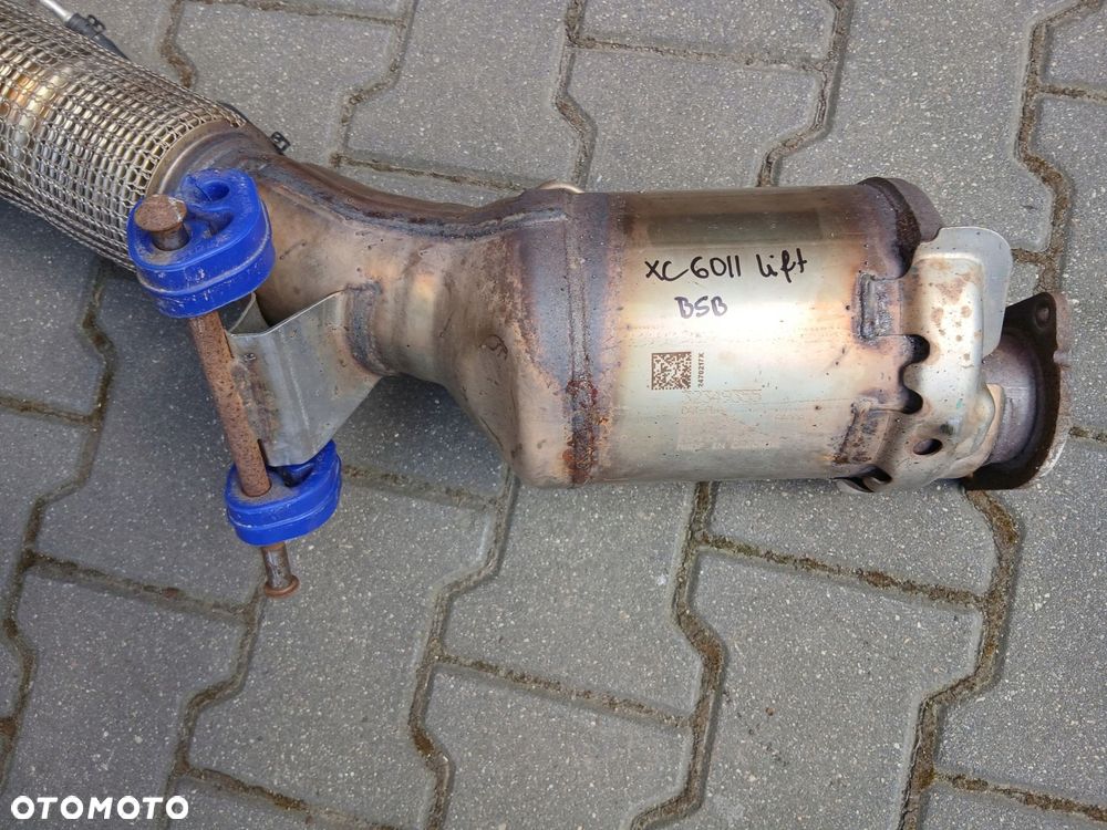 filtr dpf katalizator 32349355 volvo xc60 ii lift 2.0 b5b 2023r mild-hubrid - 4
