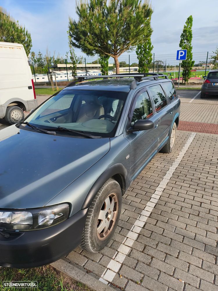 Volvo XC 70 D5 Nivel 2 Auto. - 4