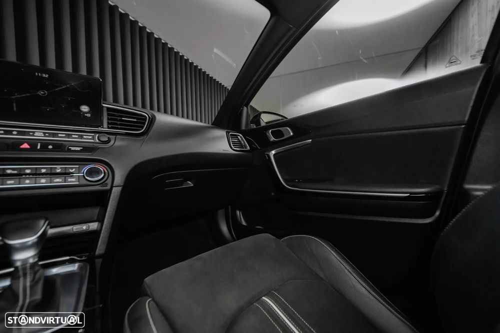 Kia ProCeed 1.6 CRDi GT Line 7DCT - 15