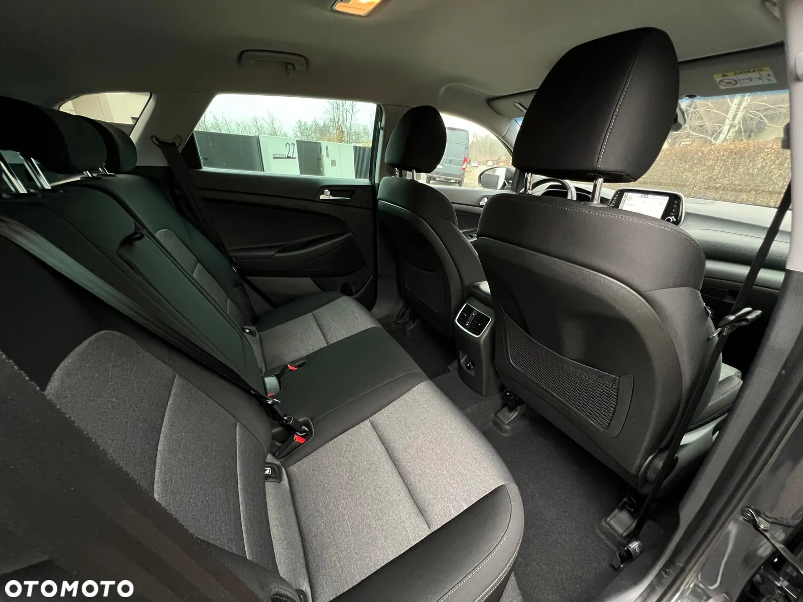 Hyundai Tucson 1.6 CRDi 48V-Hybrid 2WD DCT Trend - 30