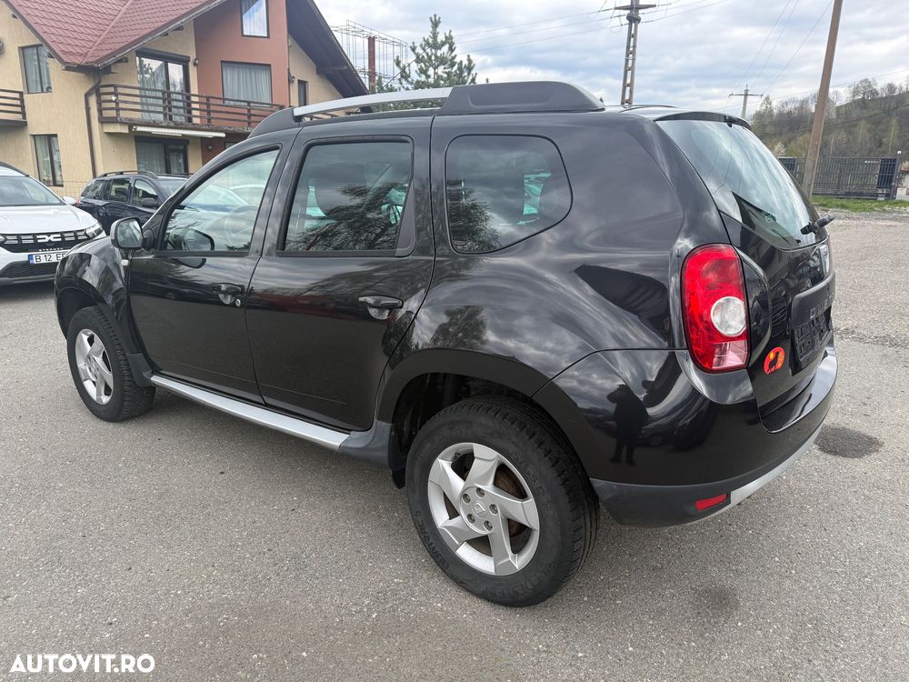 Dacia Duster 1.6 16V 4x4 Prestige - 11