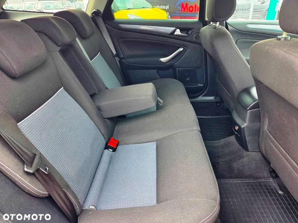 Ford Mondeo 1.6 TDCi Titanium - 30