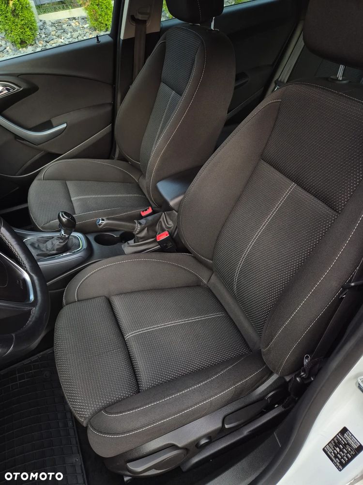 Opel Astra 1.4 Turbo ENERGY - 9