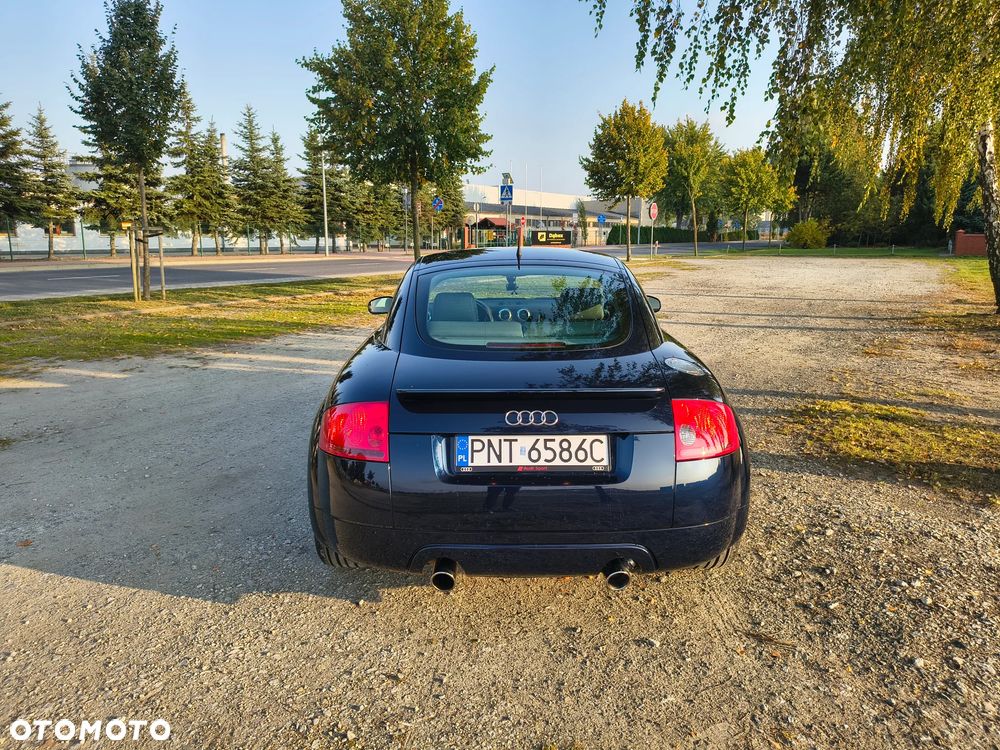 Audi TT Coupé - 13