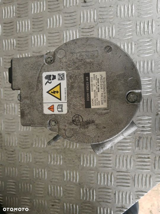 Mondeo MK5 14-22 2.0 Hybrid Kompresor klimatyzacji - 5