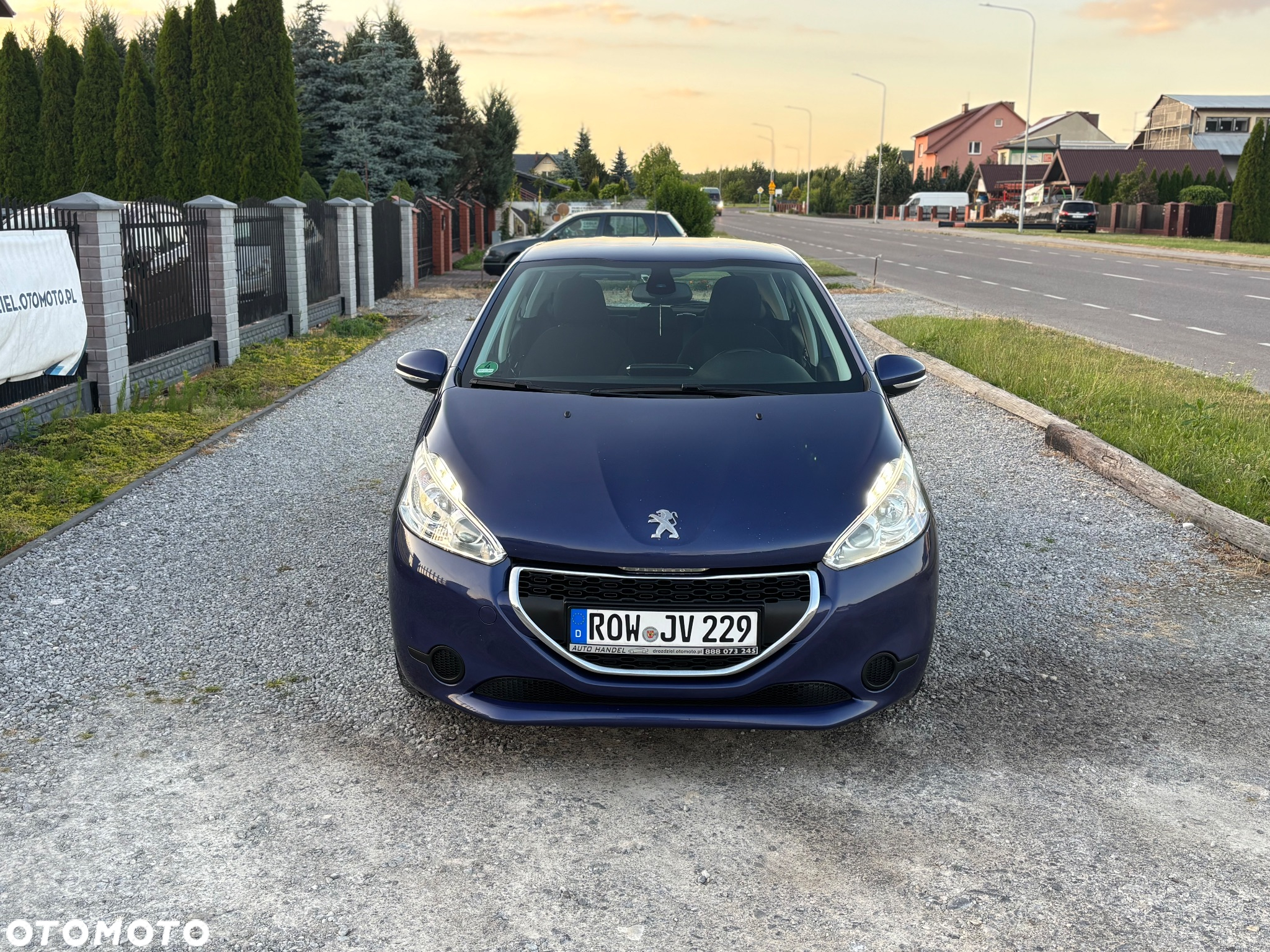 Peugeot 208 - 3