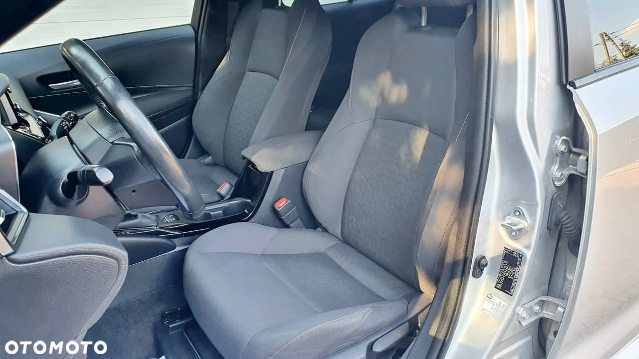 Toyota Corolla 1.8 Hybrid Comfort - 16